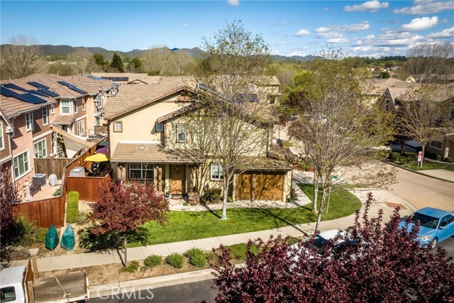 9151 Pato Lane, Atascadero CA: https://media.crmls.org/medias/e88ea4b8-2bb7-45d7-8e64-f1fd032e8469.jpg