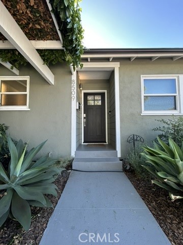 Detail Gallery Image 6 of 33 For 8509 Noble Ave, North Hills,  CA 91343 - 3 Beds | 2 Baths