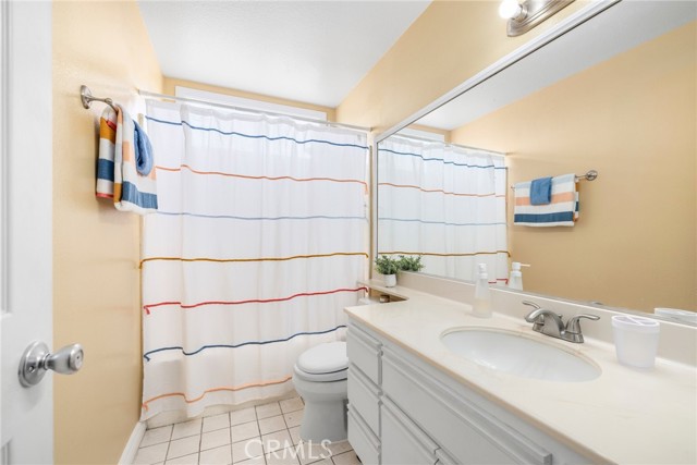 3605 E Anaheim Street, Long Beach CA: https://media.crmls.org/medias/e88ed52e-342c-4759-9890-5b79079e1a39.jpg
