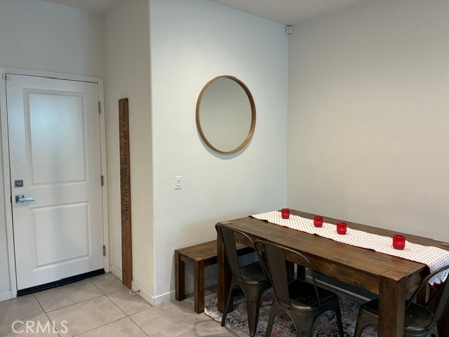 Detail Gallery Image 7 of 26 For 2625 Verna #104,  Corona,  CA 92883 - 3 Beds | 2/1 Baths