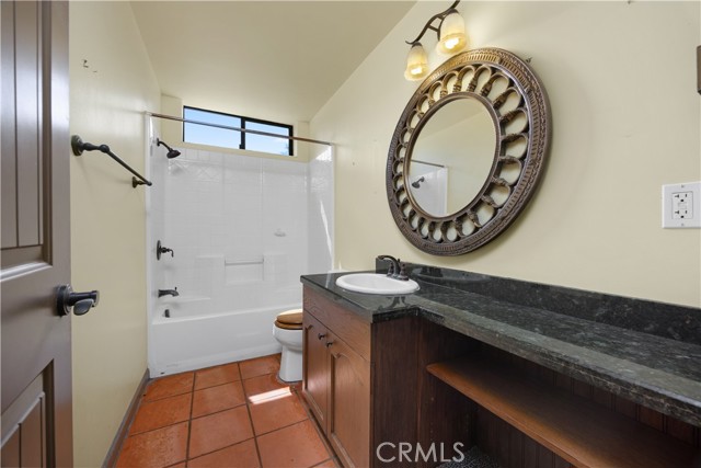 30721 Condor Place, Tehachapi CA: https://media.crmls.org/medias/e88f3930-13b4-43ec-9008-3d6b97a9cb0f.jpg