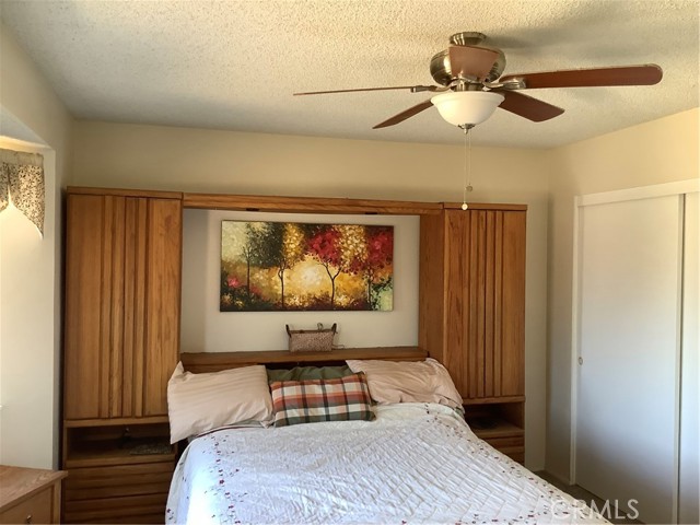 10578 Jamul Road, Apple Valley CA: https://media.crmls.org/medias/e88fed01-b76e-4ad2-945a-c13daff1a12a.jpg