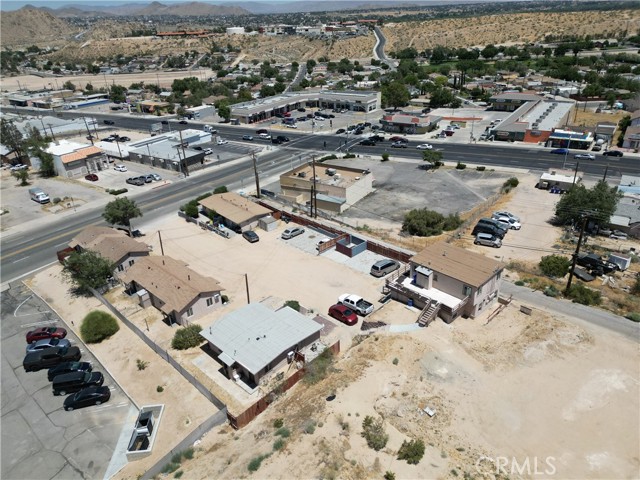 Detail Gallery Image 3 of 8 For 16675 Mojave, Victorville,  CA 92395 - – Beds | – Baths