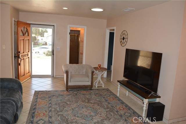 Detail Gallery Image 11 of 22 For 612 Newkirk, Fullerton,  CA 92832 - 3 Beds | 2 Baths