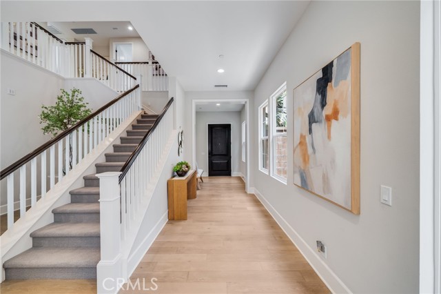 126 Paxton, Irvine CA: https://media.crmls.org/medias/e8940a83-ec27-4b30-97e4-d6f2b4b81b7c.jpg