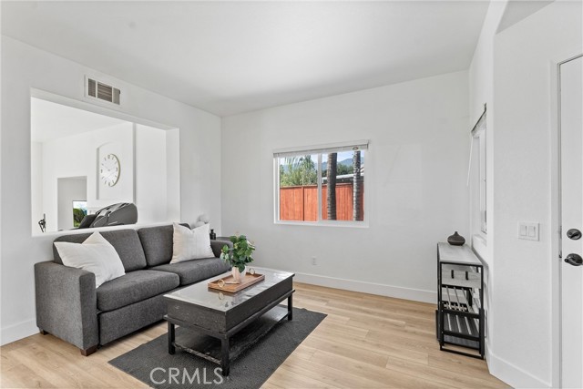 8798 Crest View Drive, Corona CA: https://media.crmls.org/medias/e894108a-a3ab-41d3-a3e8-eb4c9846d162.jpg