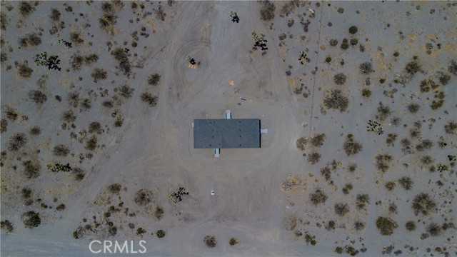Detail Gallery Image 5 of 38 For 13130 Silver Rock Rd, Pinon Hills,  CA 92372 - 4 Beds | 2 Baths