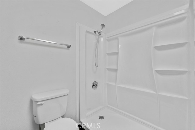 Detail Gallery Image 17 of 28 For 1323 W Latham Ave, Hemet,  CA 92543 - 3 Beds | 2/1 Baths