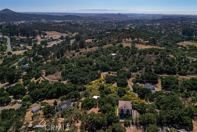 Detail Gallery Image 33 of 40 For 1385 Corberosa Dr, Arroyo Grande,  CA 93420 - 4 Beds | 3/1 Baths