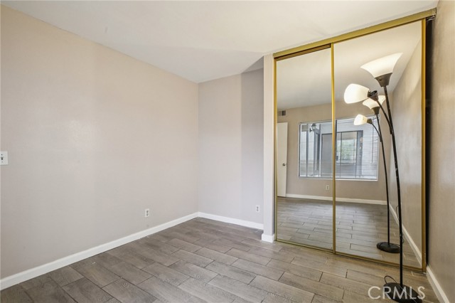 Detail Gallery Image 4 of 5 For 3018 W Cheryllyn Ln #10,  Anaheim,  CA 92804 - 3 Beds | 2 Baths