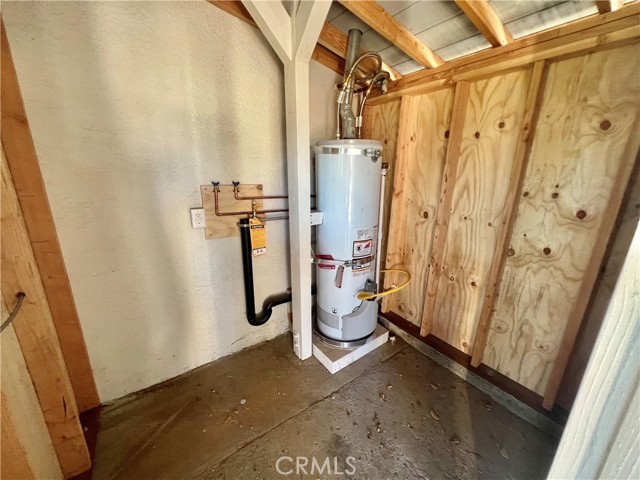 Detail Gallery Image 26 of 44 For 6576 Lorena Ave, Jurupa Valley,  CA 91752 - 5 Beds | 3/1 Baths