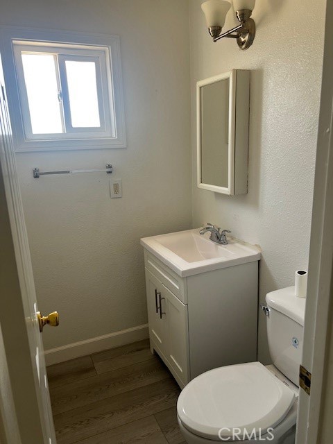 8744 Tammy Lane, Jurupa Valley CA: https://media.crmls.org/medias/e896eac7-c89b-491d-bece-289ef654e742.jpg