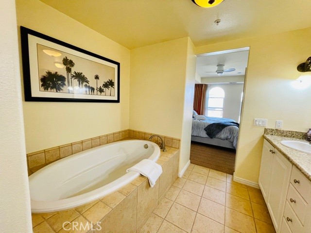 Detail Gallery Image 8 of 26 For 45245 Seeley Dr 17g,  La Quinta,  CA 92253 - 2 Beds | 2/1 Baths