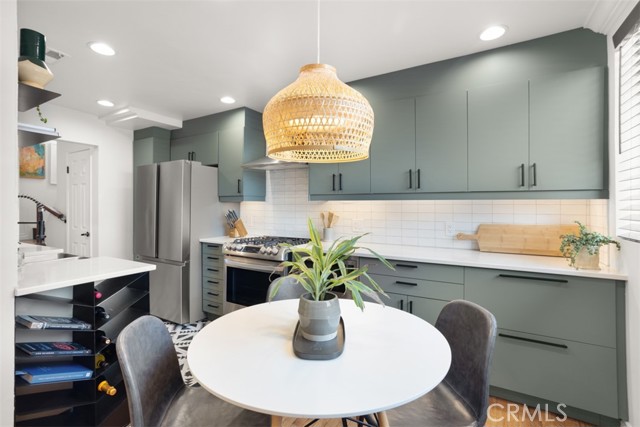 Detail Gallery Image 12 of 26 For 9210 Van Nuys Bld #21,  Panorama City,  CA 91402 - 2 Beds | 1/1 Baths