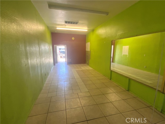 214 W Highland Avenue, San Bernardino, California 92405, ,Commercial Lease,For Rent,214 W Highland Avenue,CRIV25079036