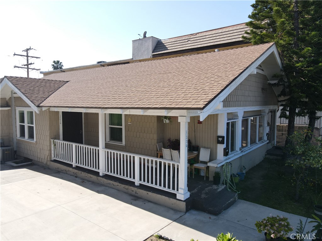 1332 E Wilson Avenue, Glendale, CA 91206