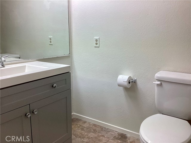 Detail Gallery Image 14 of 28 For 44508 15th St #7,  Lancaster,  CA 93535 - 2 Beds | 2 Baths