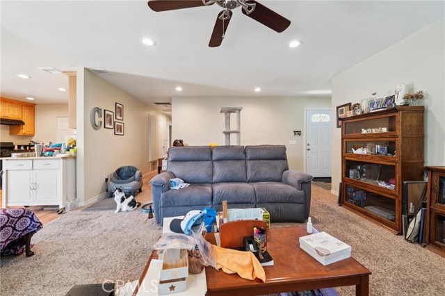 Detail Gallery Image 13 of 33 For 2914 E Firecrest Ct, Ontario,  CA 91761 - 4 Beds | 2 Baths