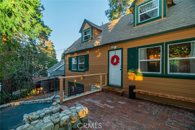 627 Rose Lane, Twin Peaks, CA 92391