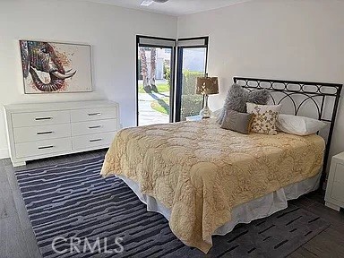 https://media.crmls.org/medias/e8990926-b938-4cdc-9c4b-18605810d11b.jpg?preset=X-Large