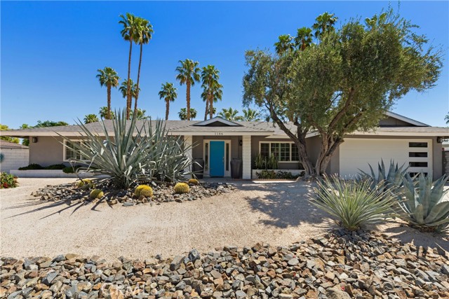 Detail Gallery Image 1 of 38 For 1186 S San Joaquin Dr, Palm Springs,  CA 92264 - 3 Beds | 2 Baths