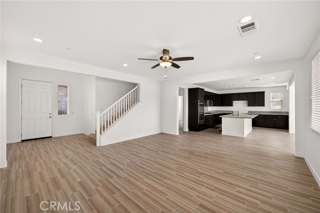 Detail Gallery Image 8 of 75 For 24429 Payton Dr, Lake Elsinore,  CA 92532 - 4 Beds | 3 Baths