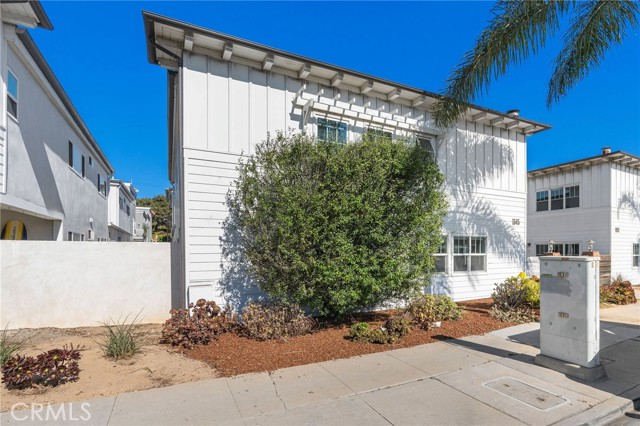 1345 Manhattan Beach Boulevard, Manhattan Beach, California 90266, ,Residential Income,For Sale,Manhattan Beach,PW24210819