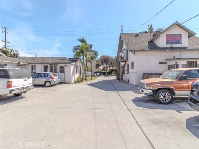 11139 Kauffman, El Monte CA: https://media.crmls.org/medias/e89a53e2-0074-4bcd-9434-607e2ca4a2fb.jpg