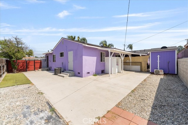 665 Larimore, La Puente CA: https://media.crmls.org/medias/e89ae47b-f05f-40d8-bcf9-12a30d52bc95.jpg