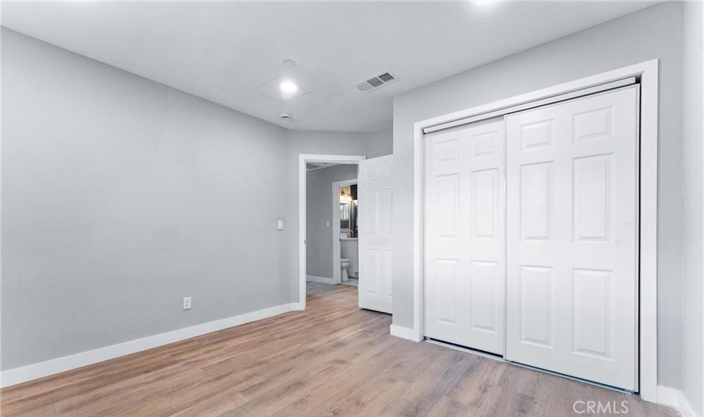 MLS #OC25263915 image #9