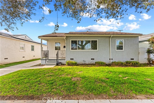 Detail Gallery Image 3 of 27 For 6003 Bellflower, Lakewood,  CA 90713 - 3 Beds | 1 Baths