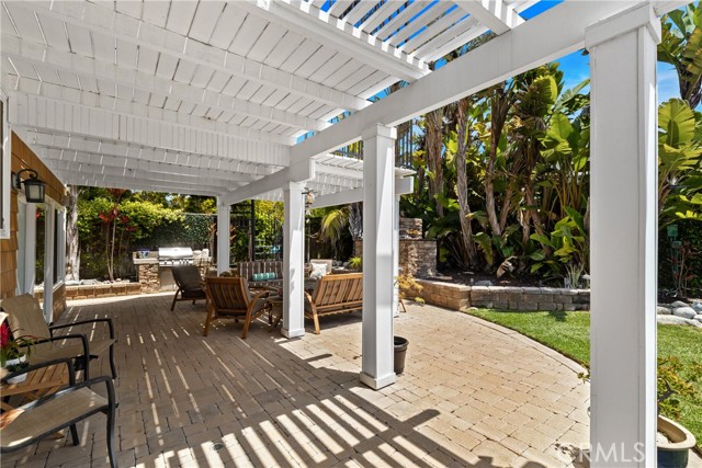 27492 Via Valor, Dana Point CA: https://media.crmls.org/medias/e89d8ef5-9bdd-4a40-b6a8-7382376d8a65.jpg