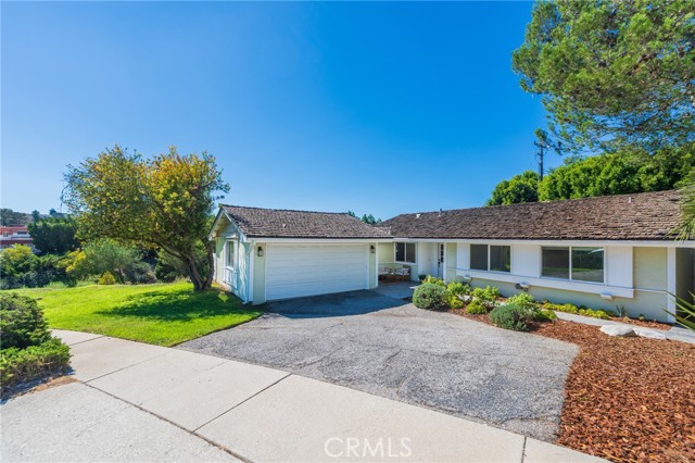 27945 Alvarez photo 44