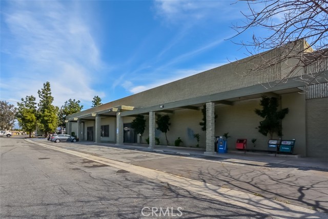 1295 State Street, Hemet, California 92543, ,Commercial Sale,For Sale,State,AR21238032