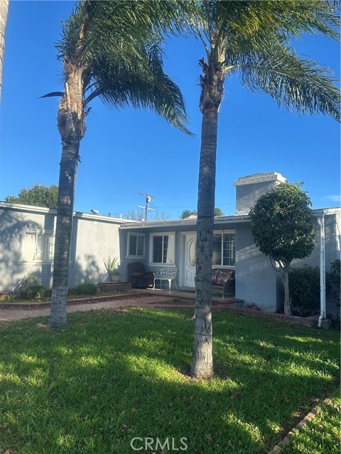 Detail Gallery Image 4 of 4 For 14356 Herron, Sylmar,  CA 91342 - 5 Beds | 3 Baths