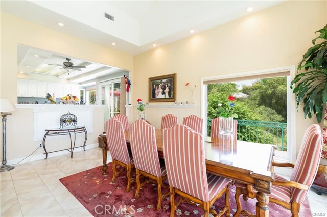 Detail Gallery Image 17 of 52 For 1802 Prince Albert Dr, Riverside,  CA 92507 - 2 Beds | 2 Baths