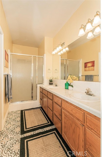 Detail Gallery Image 18 of 30 For 440 S Redwood Dr, Reedley,  CA 93654 - 3 Beds | 2 Baths