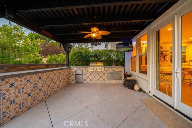 231 Knoll Ridge Road, Simi Valley CA: https://media.crmls.org/medias/e89fd6ac-5220-4429-86f9-29a1c5aeb5e6.jpg
