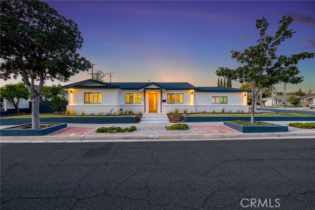 Front Image Thumbnail for CRPW26044428