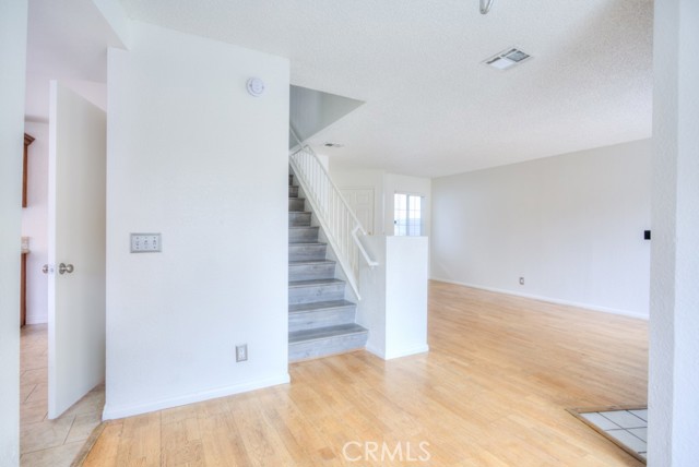 Detail Gallery Image 13 of 48 For 13006 Parkview, Baldwin Park,  CA 91706 - 3 Beds | 2/1 Baths