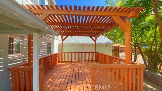 Detail Gallery Image 5 of 41 For 4980 Ponderosa Way, Midpines,  CA 95325 - 4 Beds | 2 Baths