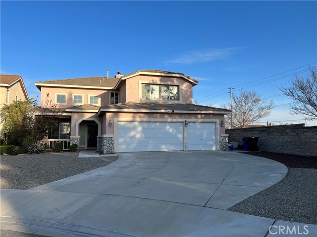 7271 Plumrose St, Fontana, CA 92336