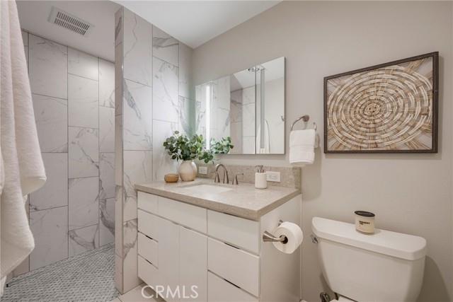 7390 Blackhawk Circle, Buena Park CA: https://media.crmls.org/medias/e8a3b173-eb2e-4807-9366-2f3aac70756c.jpg