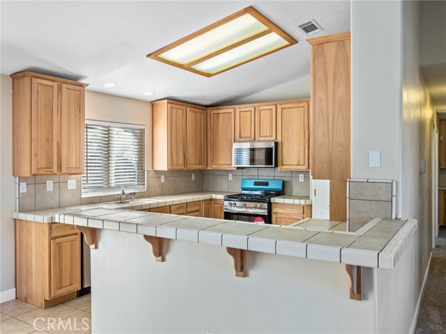 Detail Gallery Image 23 of 48 For 9230 Allegra Vista, Apple Valley,  CA 92308 - 4 Beds | 2 Baths