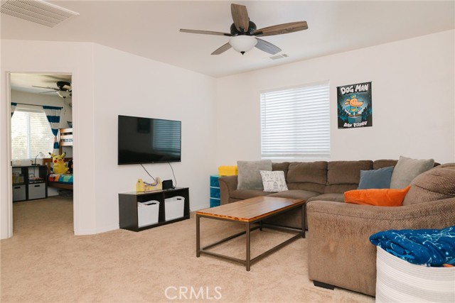 2304 Latigo Court, Paso Robles CA: https://media.crmls.org/medias/e8a46dc1-582e-4781-bc77-01b6c277b16a.jpg