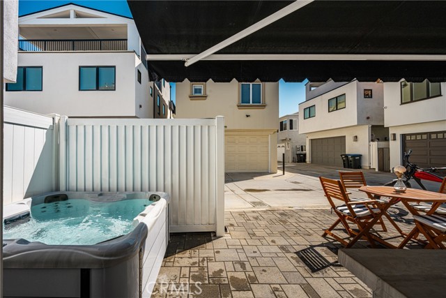 Detail Gallery Image 8 of 53 For 306 Alvarado Pl, Newport Beach,  CA 92661 - 3 Beds | 2 Baths