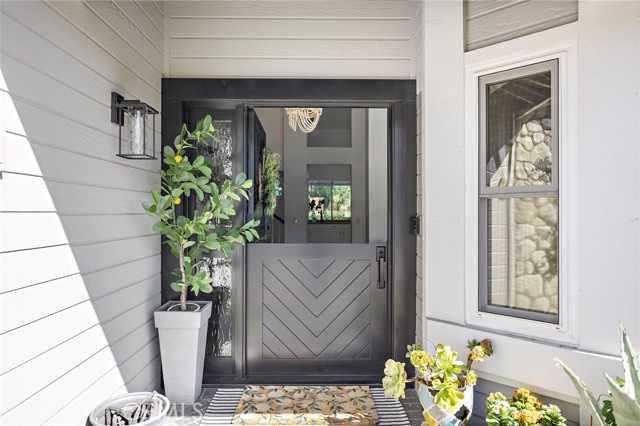 Detail Gallery Image 4 of 39 For 21072 Cimmaron Ln, Trabuco Canyon,  CA 92679 - 4 Beds | 3 Baths