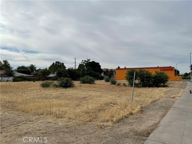 2226 S Elm, Fresno, CA, 93706 2226 S Elm, Fresno, CA, 93706