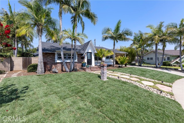 Detail Gallery Image 2 of 75 For 1030 N Norman Pl, Fullerton,  CA 92831 - 4 Beds | 3/1 Baths
