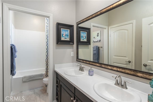 Detail Gallery Image 19 of 47 For 239 White Bark, Simi Valley,  CA 93065 - 4 Beds | 3 Baths